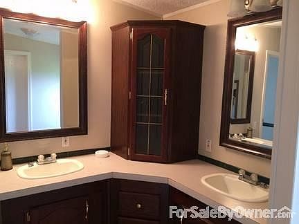 Double vanity master bath