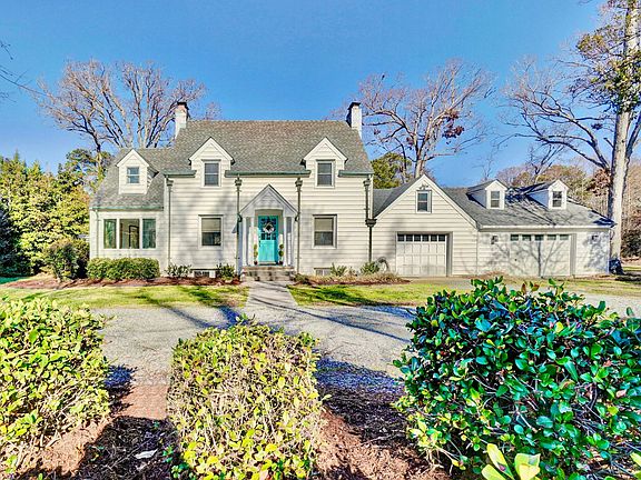 2nd image of 4824 Lake Bradford Ln
