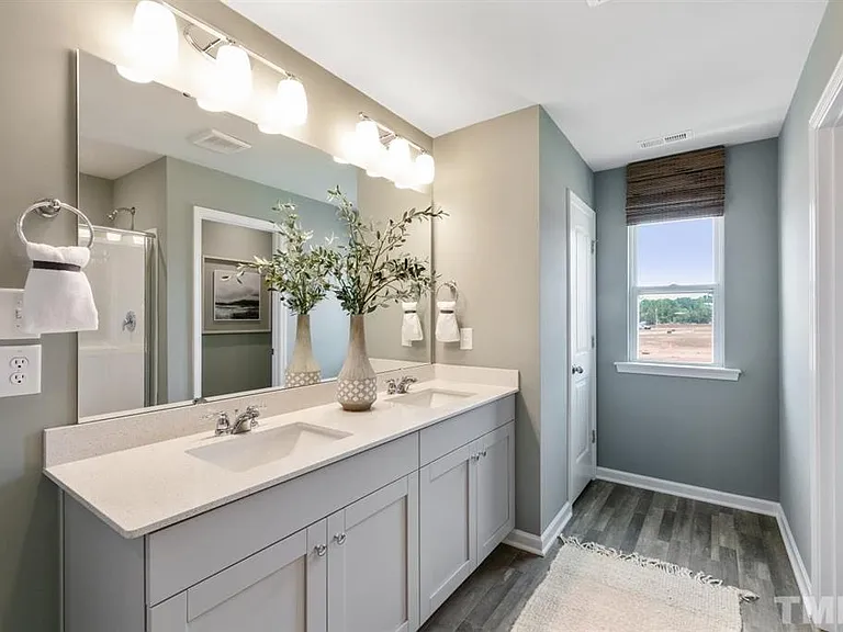 128 Gosford Ln — Photo 40