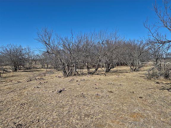 3rd image of 474 White Rose Rd