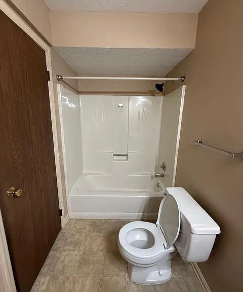 6385 Catawba Dr — Photo 10