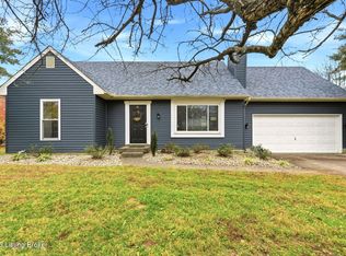 10100 Settlers Crest Ln, Jeffersontown, KY 40299