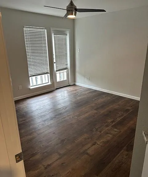 4520 Speedway #A — Photo 14