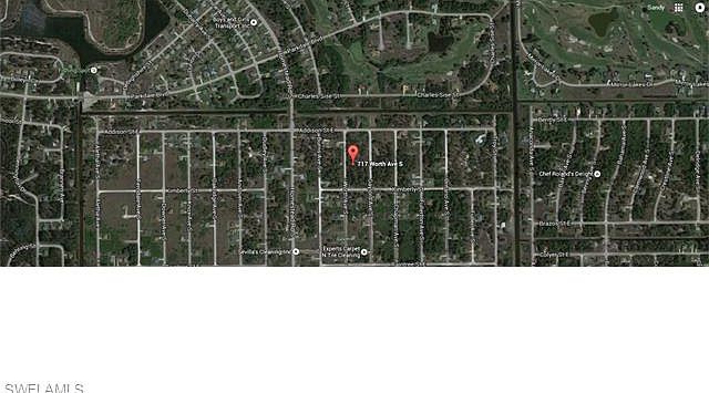 2nd image of 717 Worth Ave S