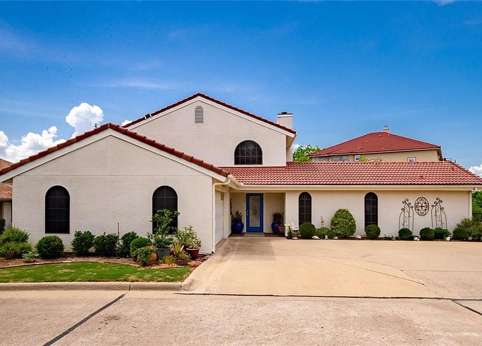 1st image of 3002 Preston Ct