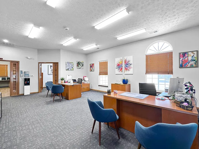 Leasing Office