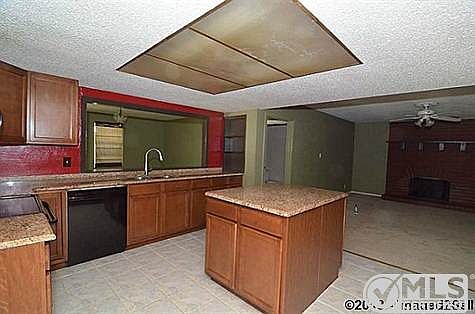 4th image of 1601 Wendy Way