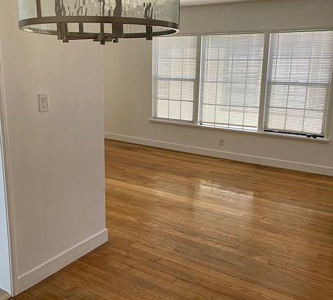 2nd image of 2330 W 79th St