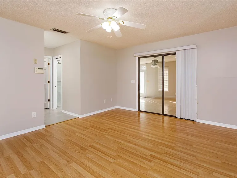 104 Rosemont Ct — Photo 19