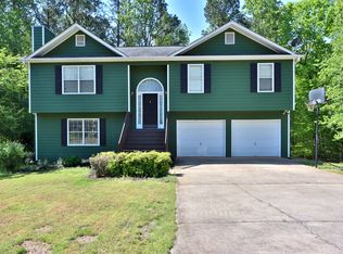 5220 Keystone Ct, Flowery Branch, GA 30542