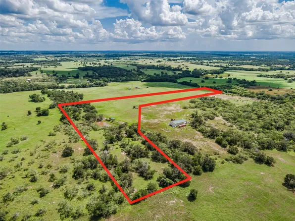 3109 Tenney Creek Rd, Luling, TX 78648