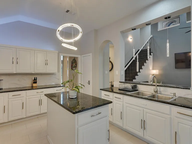4417 Teal Ct — Photo 30