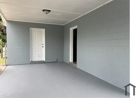 3rd image of 5011 Lanette St