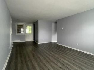 72 Orchard St APT 4, East Hartford, CT 06108