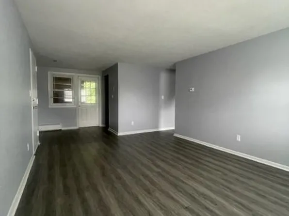 74B Orchard St #3, East Hartford, CT 06108
