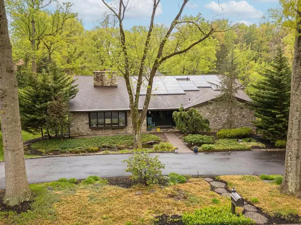 1074 Pheasant Rd, Rydal, PA 19046