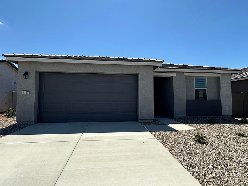 1st image of 4147 E Bradford Avenue