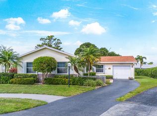 7251 Pine Park Dr W, Lake Worth, FL 33467