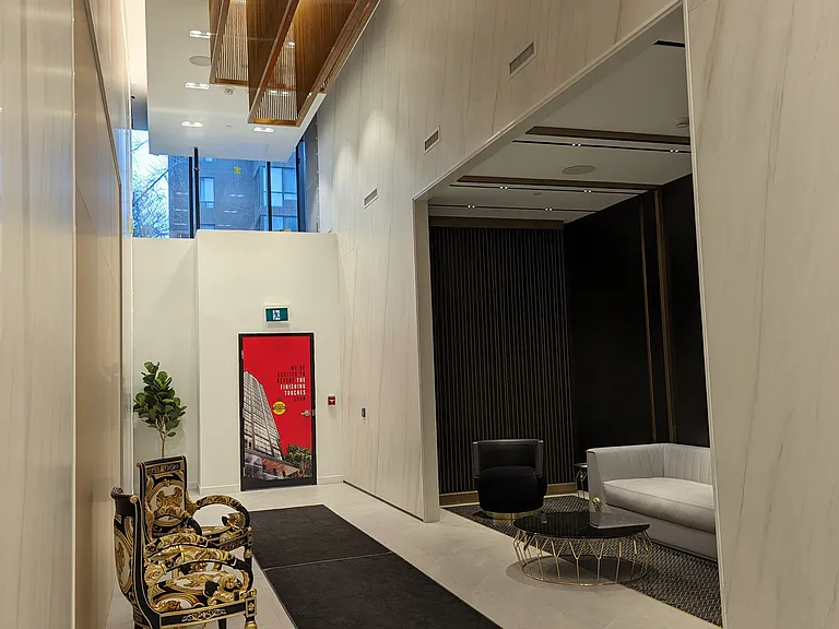 319 Jarvis St E #2011 — Photo 8