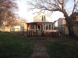 14 Bonney St, Fairhaven, MA 02719