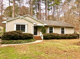 5507 Shadowbrook Dr, Raleigh, NC 27612