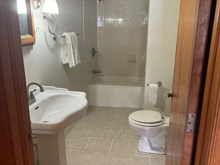Upstairs bathroom