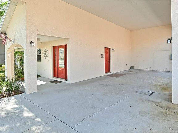 3rd image of 16602 Citrus Pkwy