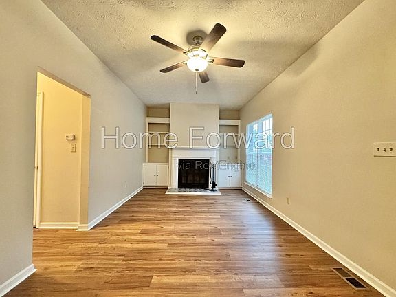 2nd image of 3118 High Ridge Dr