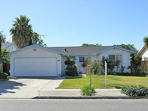1st image of 1563 Walkingshaw Way