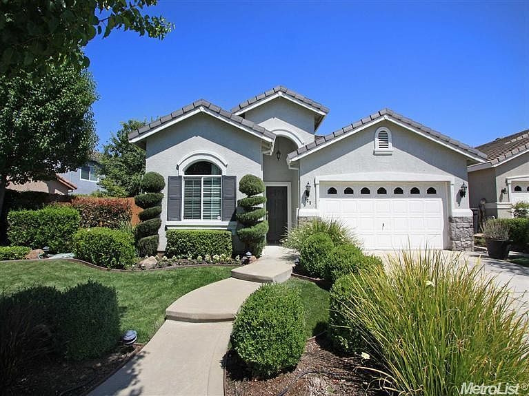 1st image of 125 Paradise View Ct