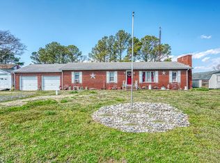 8465 Aubreys Dr, Saxis, VA 23427