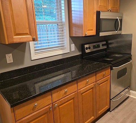 4th image of 127 Rondak Cir SE