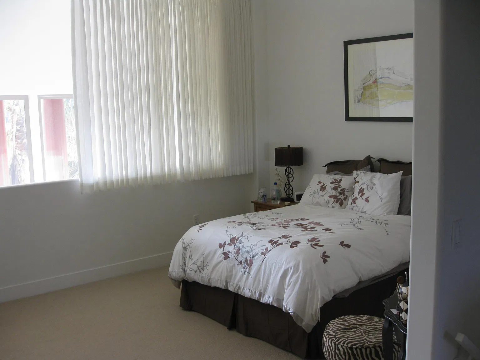 2 bed, 1.5 bath, 1300 sqft, $3,450 — Photo 3