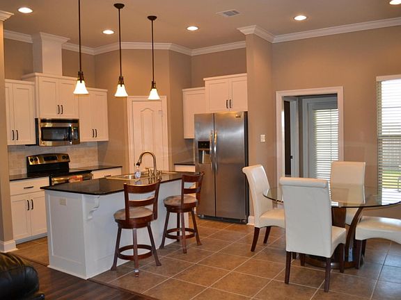 4th image of 807 Rolling Mill Ln