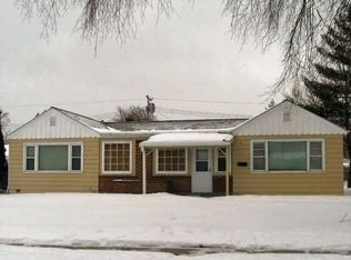 5656 N 80th St, Milwaukee, WI 53218