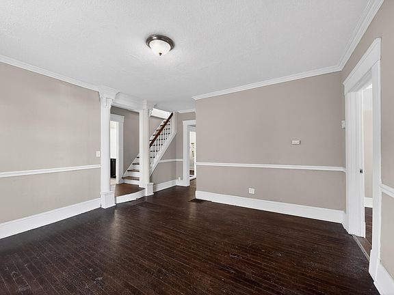 5th image of 2710 Rosina Ave