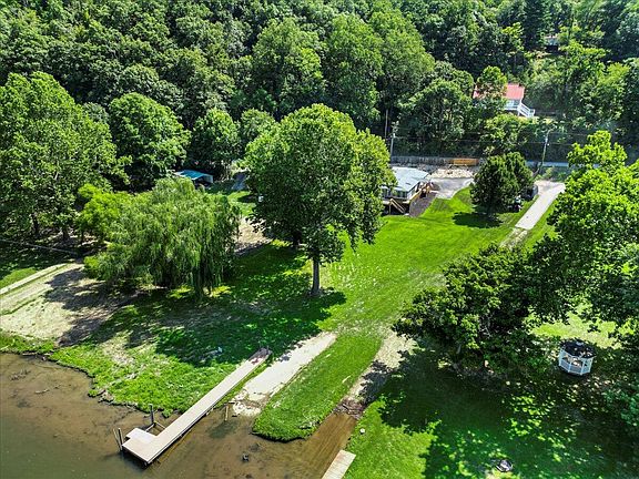 5th image of 3729 Clark Rd