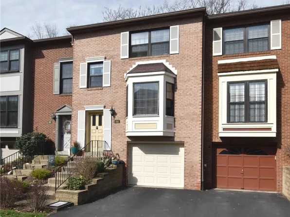 644 Woodcrest Dr, Pittsburgh, PA 15205