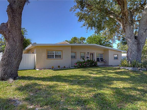 3rd image of 2550 Granada Cir E