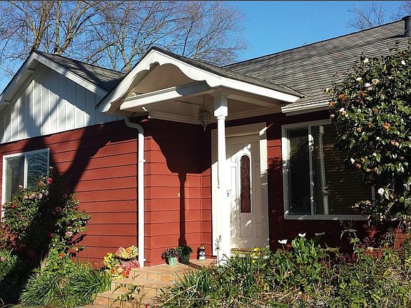 4th image of 7865 Michigan Dr