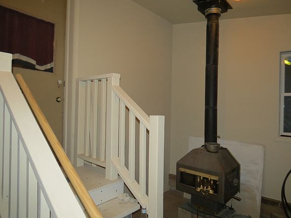 4th image of 110 Deleglise St