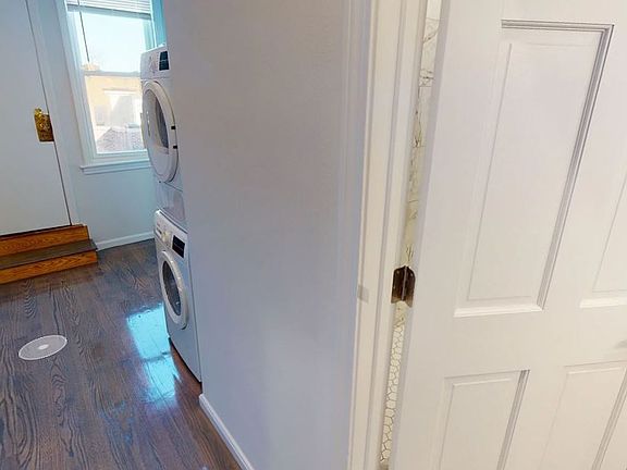 3rd image of 1409 Beacon St #4
