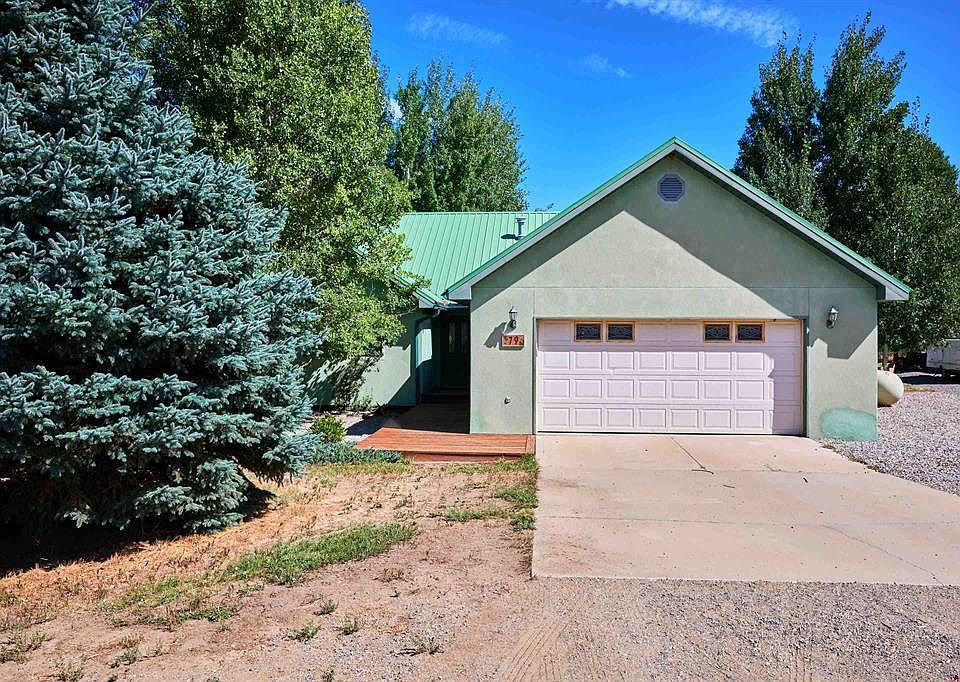 1st image of 79 Aspen Trail