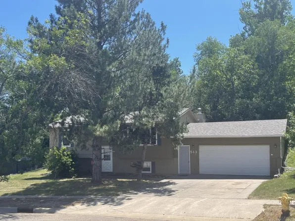 513 N Taylor Ave, Pierre, SD 57501