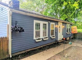 302 Curtis Corner Rd, South Kingstown, RI 02879