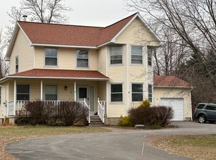 6 Haynes Ter, Peru, NY 12972