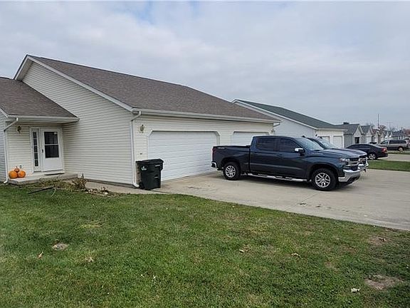 2nd image of 808 & 810 W Gaston Dr