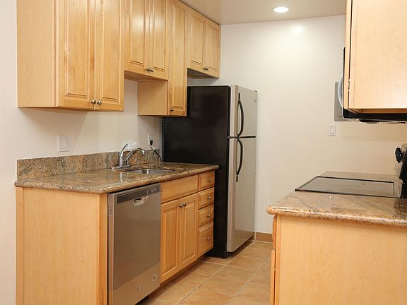 2nd image of 505 Cypress Point Dr Unit 118