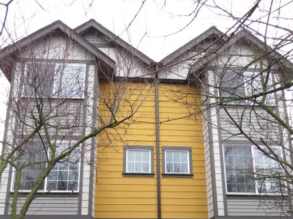 415 N 46th St, Seattle, WA 98103