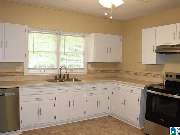 3rd image of 108 Westbrook Rd